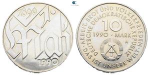 Deutschland 10 Mark 1990 A "Erster Mai" auf der Auktion Savoca Numismatik  - 12. Juli 2025